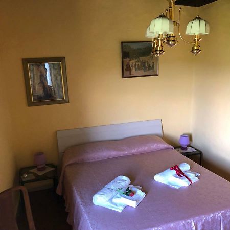 Appartamento Del Cuore Pitigliano Bagian luar foto